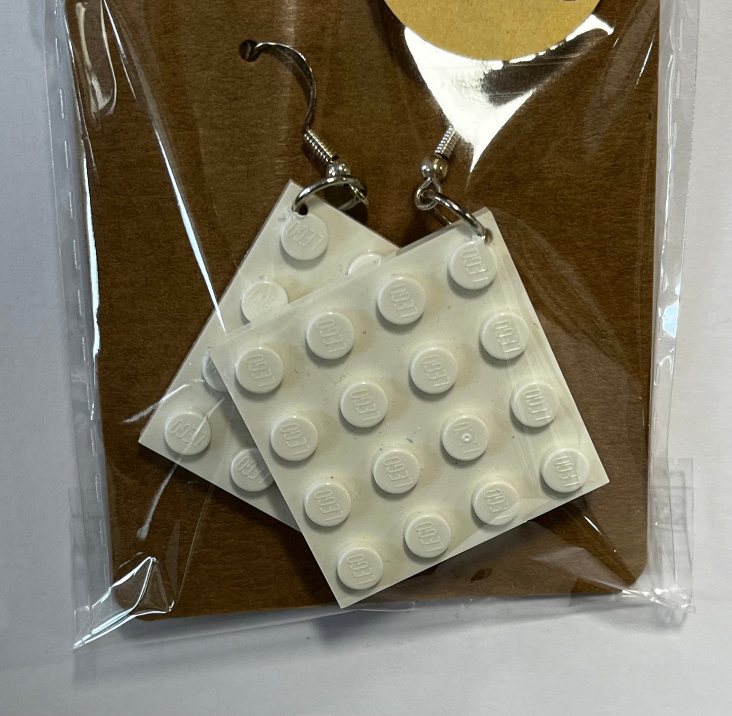 Korvakoru, Legopaloista