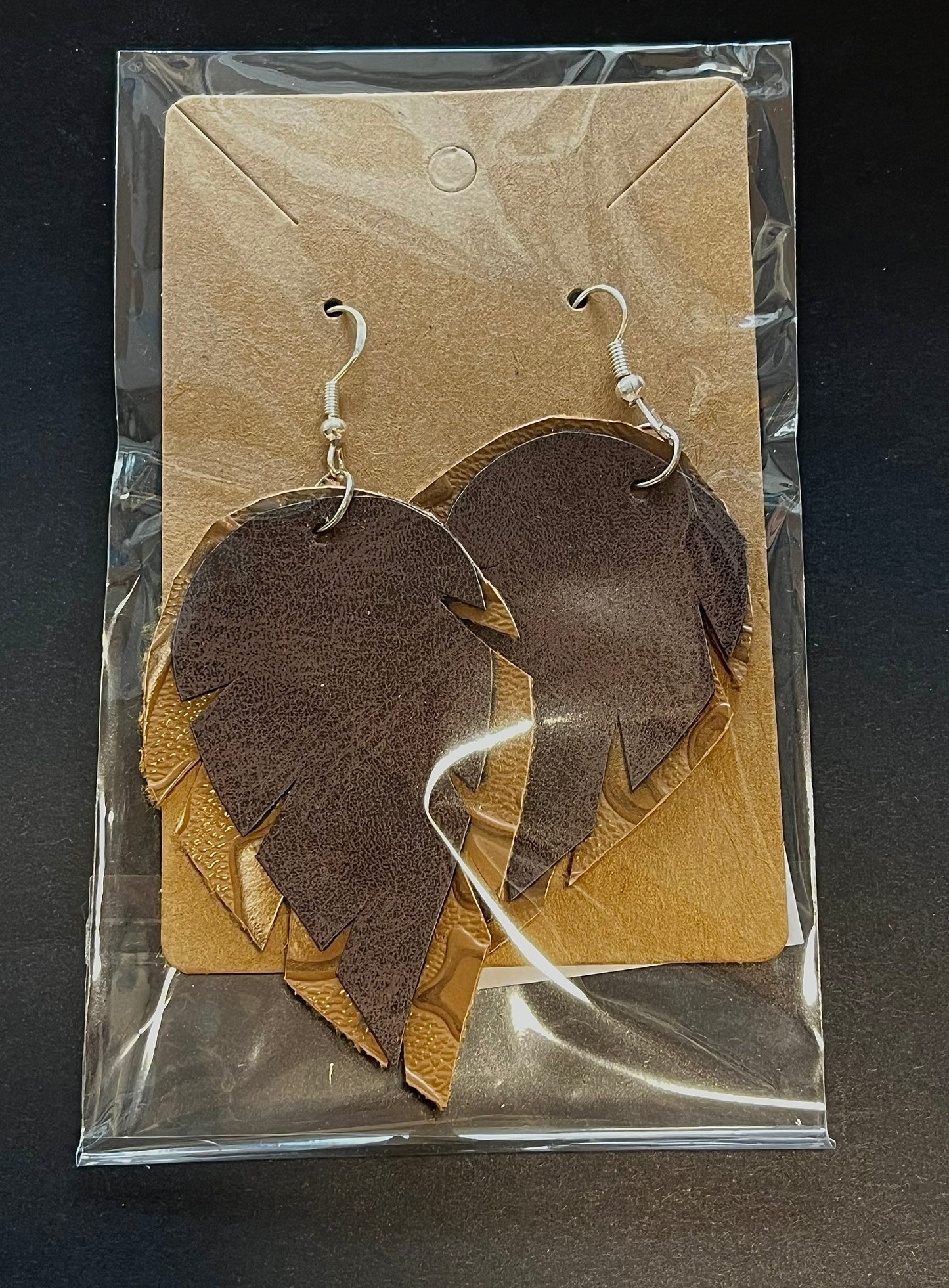 Korvakoru, keinonahka