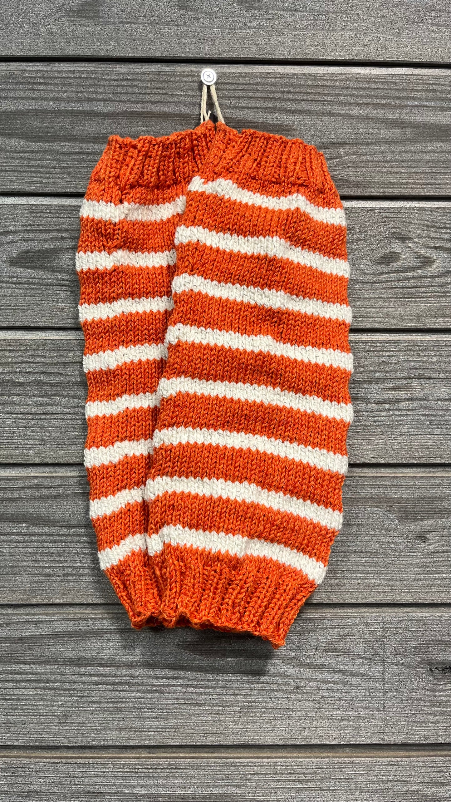 Neulottu säärystin