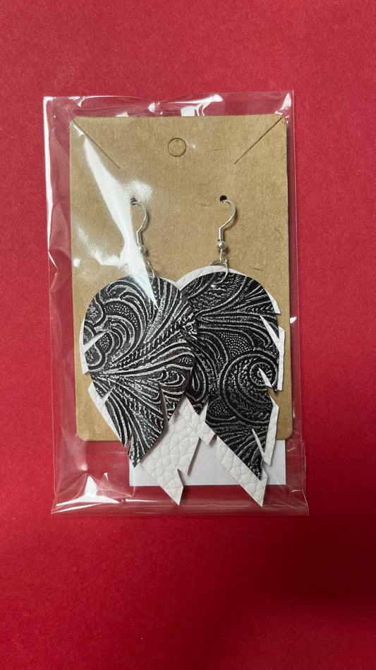 Korvakoru, keinonahka